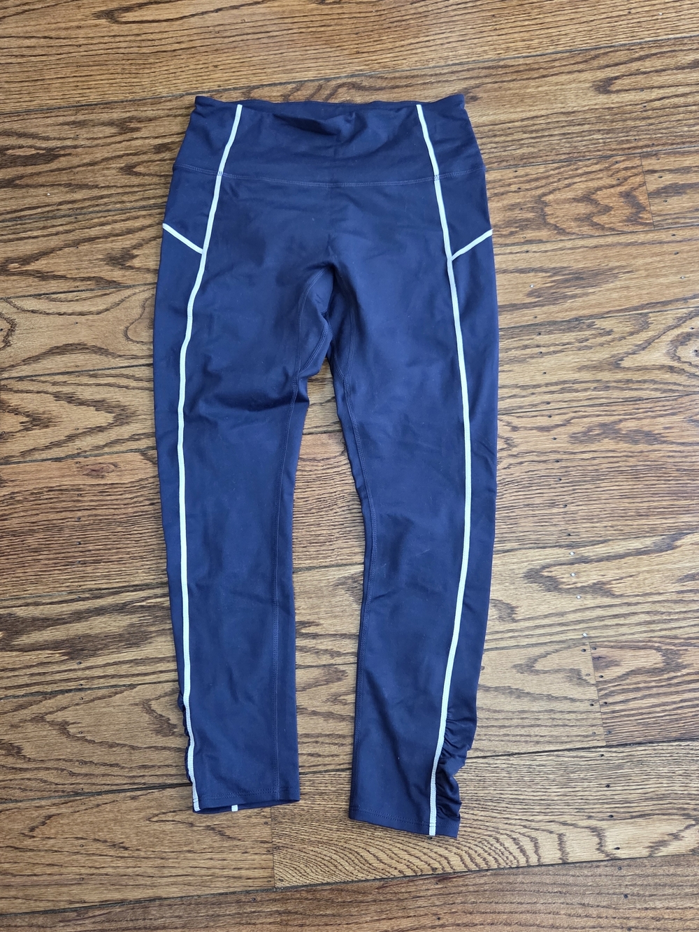 Navy Athletic Leggings with Contrasting Side Piping
